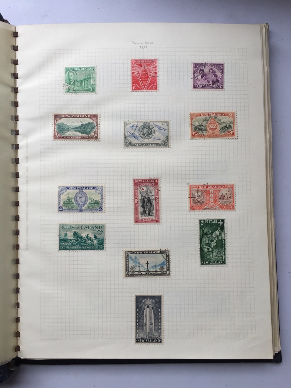 A vintage Stanley Gibbons 'Swing-O-Ring' stamp album containing a British Commonweath - Image 4 of 5