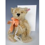 A Steiff William & Catherine The Royal Wedding Teddy Bear, exclusively made for Danbury Mint, with