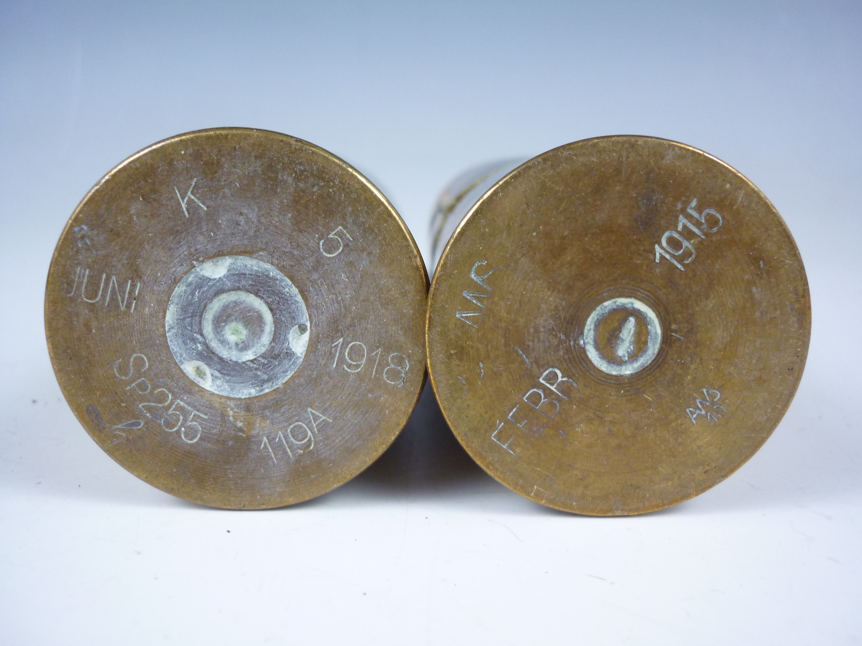 A pair of inert First World War 37 mm artillery rounds - Image 2 of 2