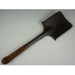 A late 19th / early 20th Century Linnemann patent entrenching tool