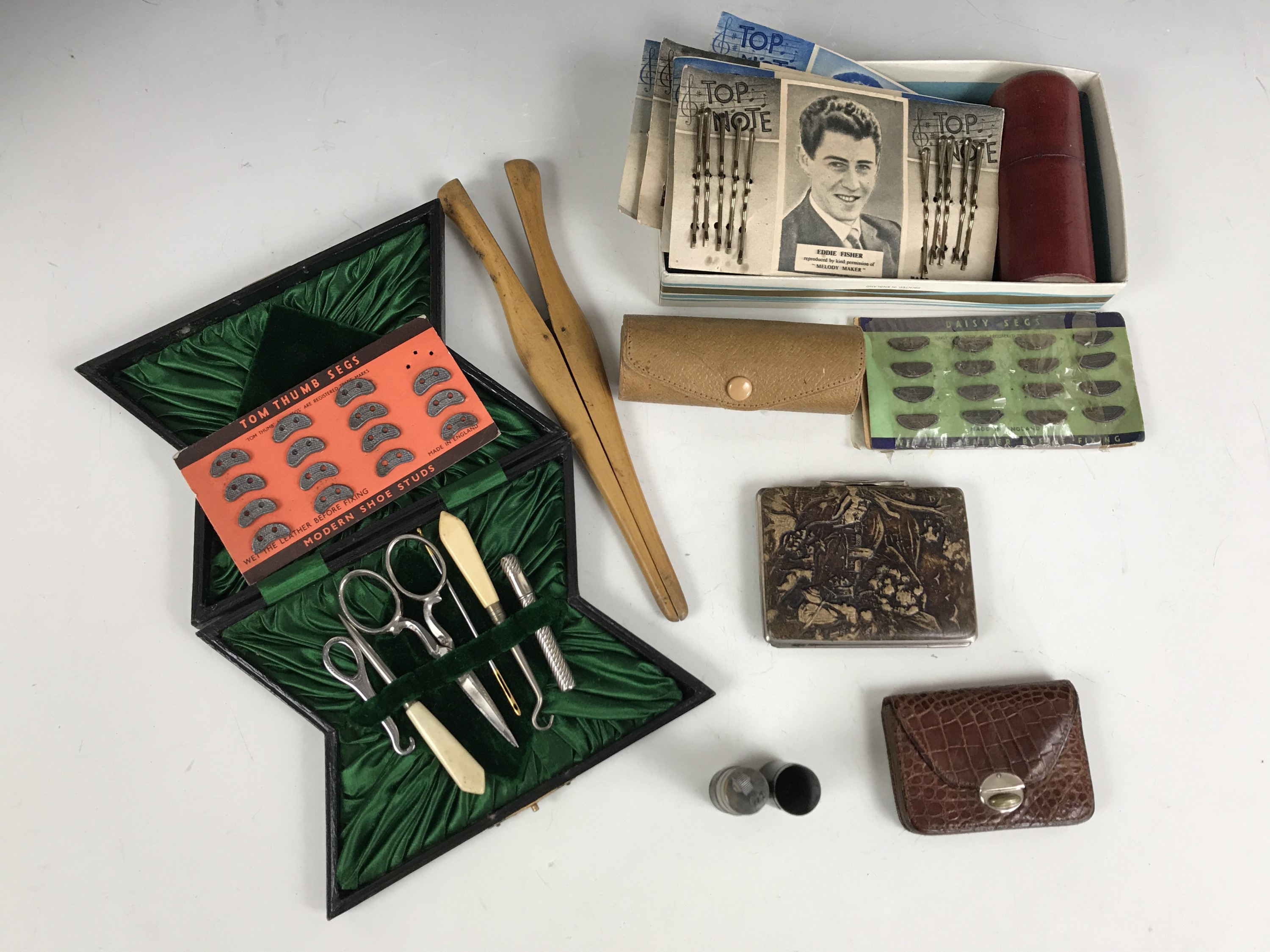 Collectors' items including a late 19th Century cased sewing set, an early 20th Century travel