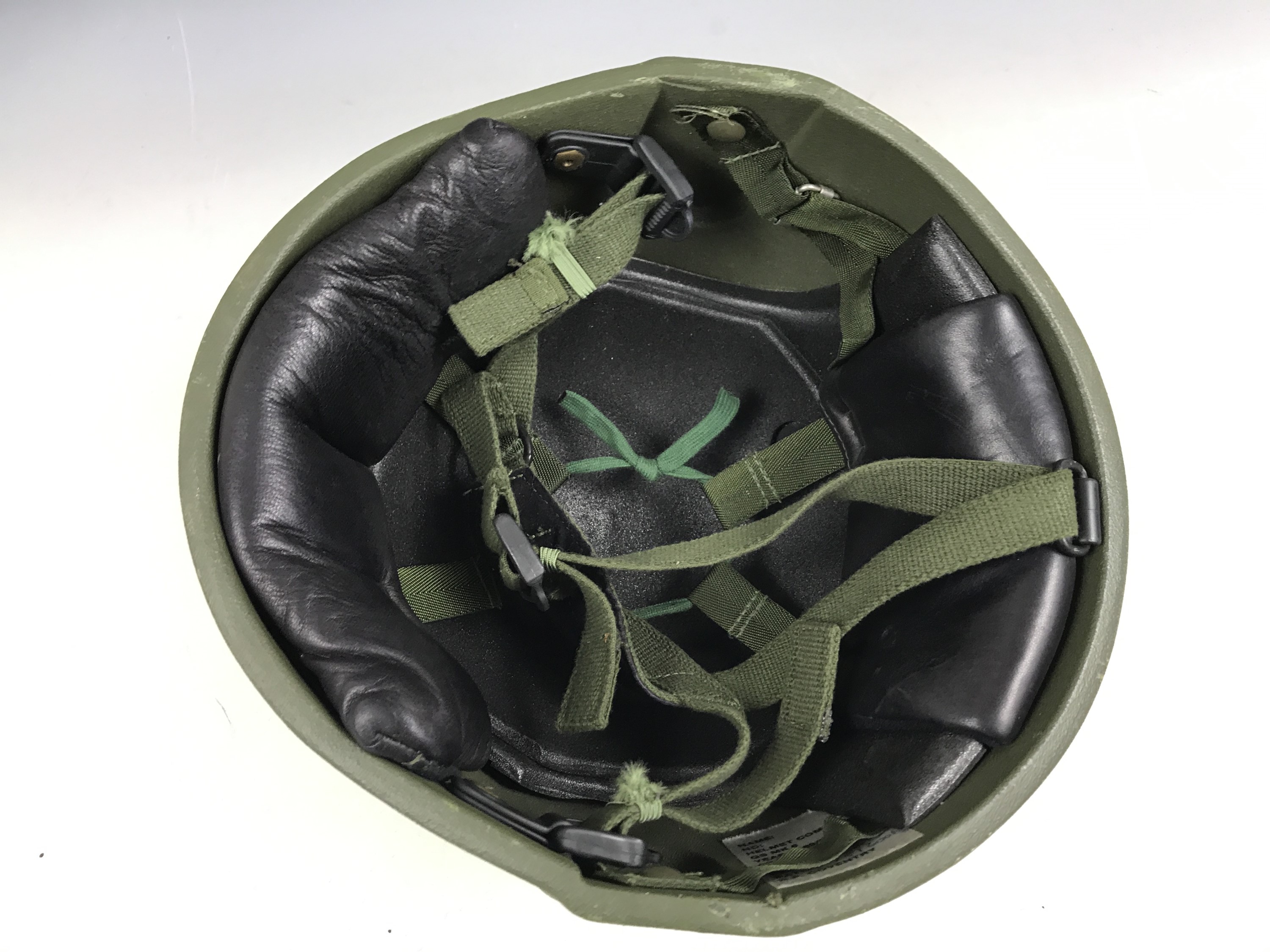 A British Army Kevlar helmet - Image 5 of 5