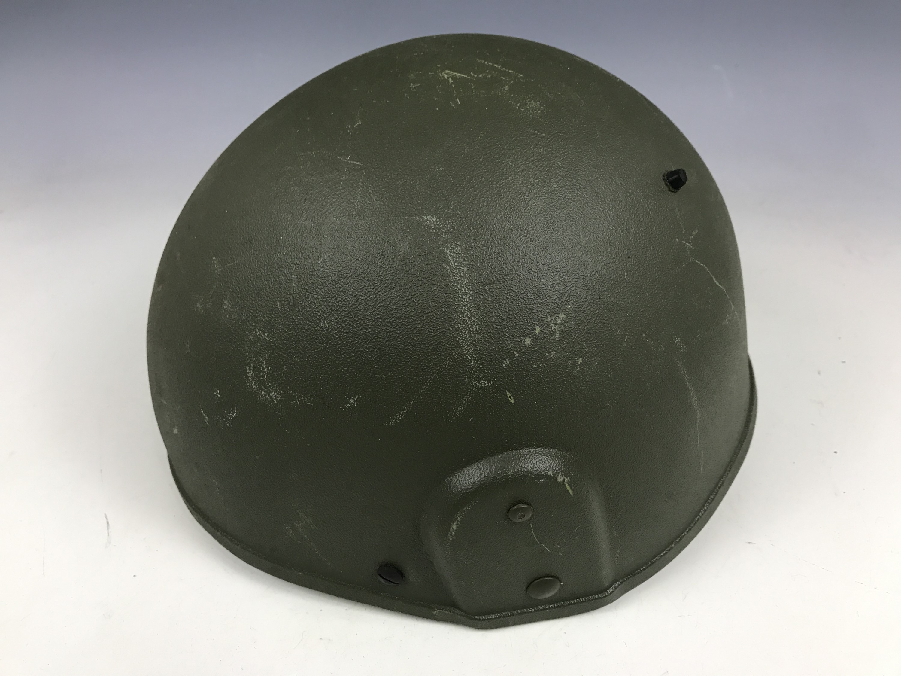 A British Army Kevlar helmet - Image 2 of 5