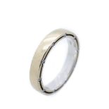 Co-designed by Damiani and Brad Pitt white gold and diamonds ring