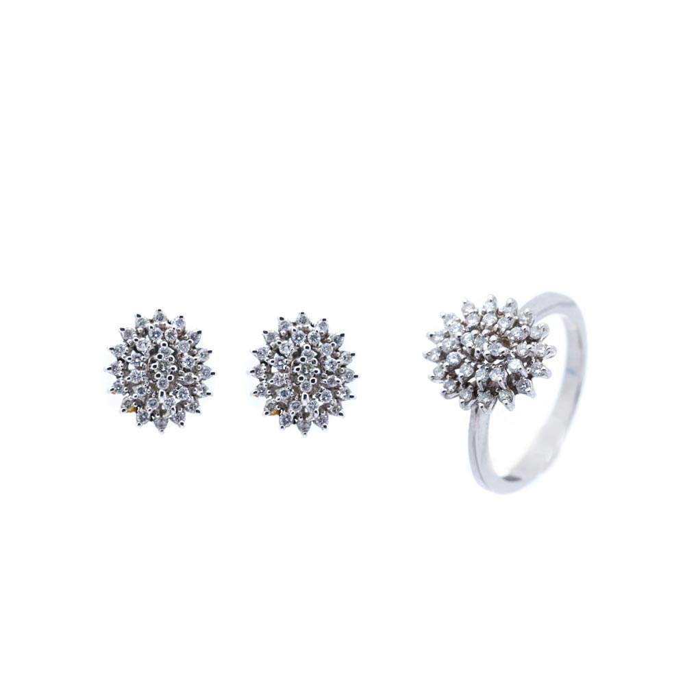 White gold and diamonds earrings and ring set