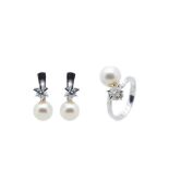 White gold, diamonds and cultured pearl earrings and ring set