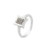 White gold and diamonds ring