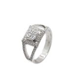 White gold and diamonds ring