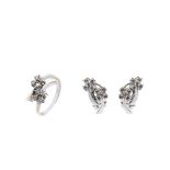 White gold and diamonds earrings and ring set