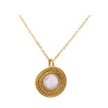 Carrera y Carrera gold and mother of pearl pendant