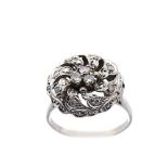 White gold and diamonds ring