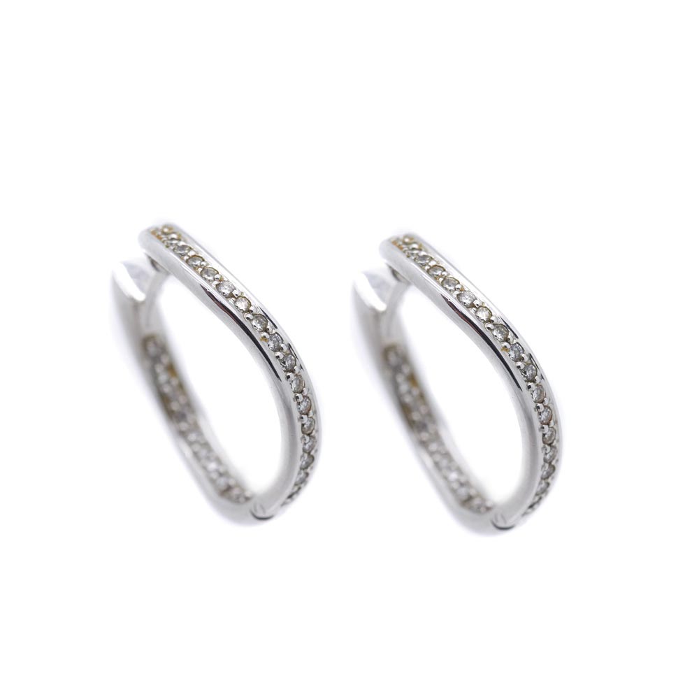 White gold and diamonds earrings