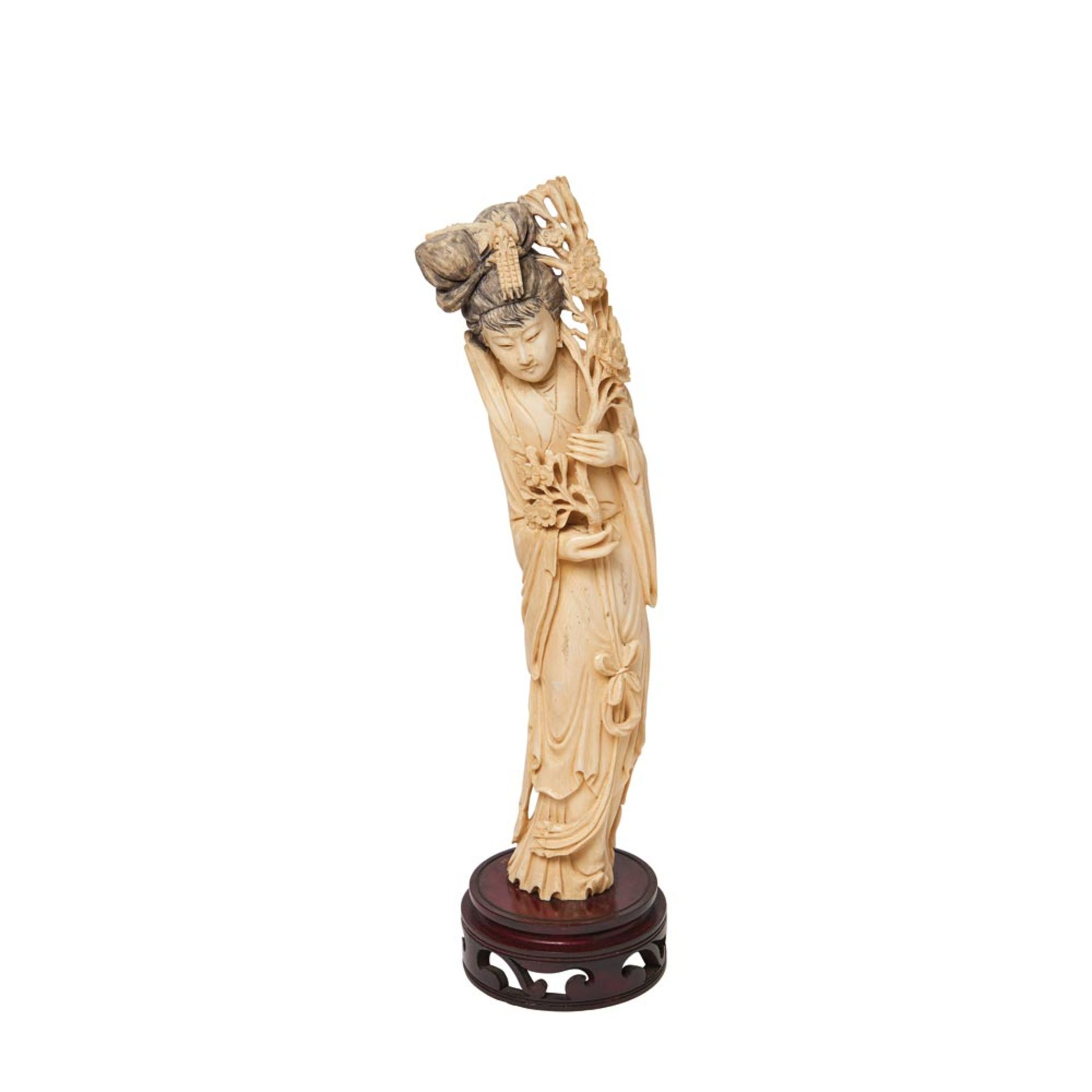 Chinese carved ivory figure, c.1940