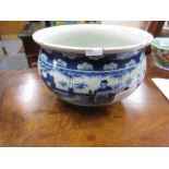 19th Century Chinese blue and white baluster form bowl decorated with figures in a continuous