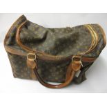 Louis Vuitton cat / dog bag (slight damages and wear)