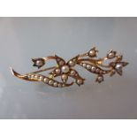 Victorian 15ct gold seed pearl set bar brooch