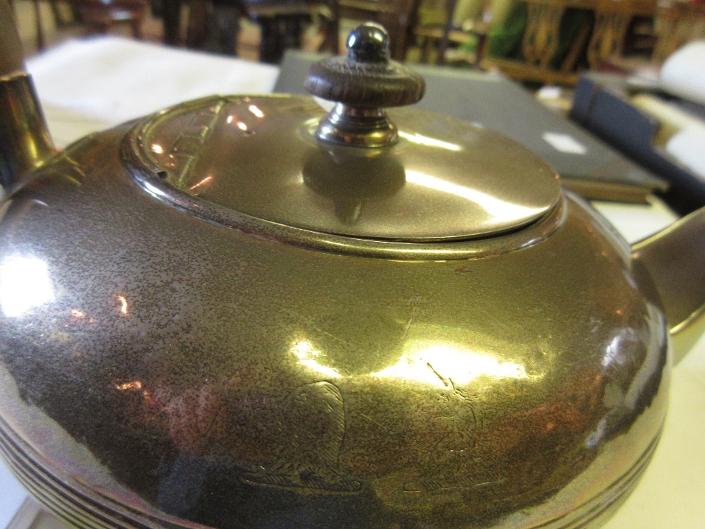 Georgian Newcastle silver melon form teapot, 1823 / '24, - Image 5 of 6