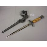 Third Reich officer's dagger with a Solingen blade and original belt attachment (repair to the wire