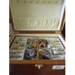 Jewellery box containing a quantity of miscellaneous costume jewellery,