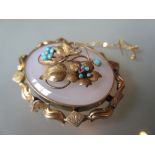 19th Century oval gold mounted brooch set turquoise