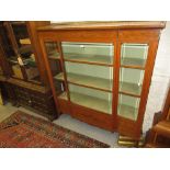 Fine quality Edwardian satinwood and marquetry inlaid breakfront display cabinet,