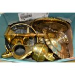 Large quantity of miscellaneous decorative brass ware