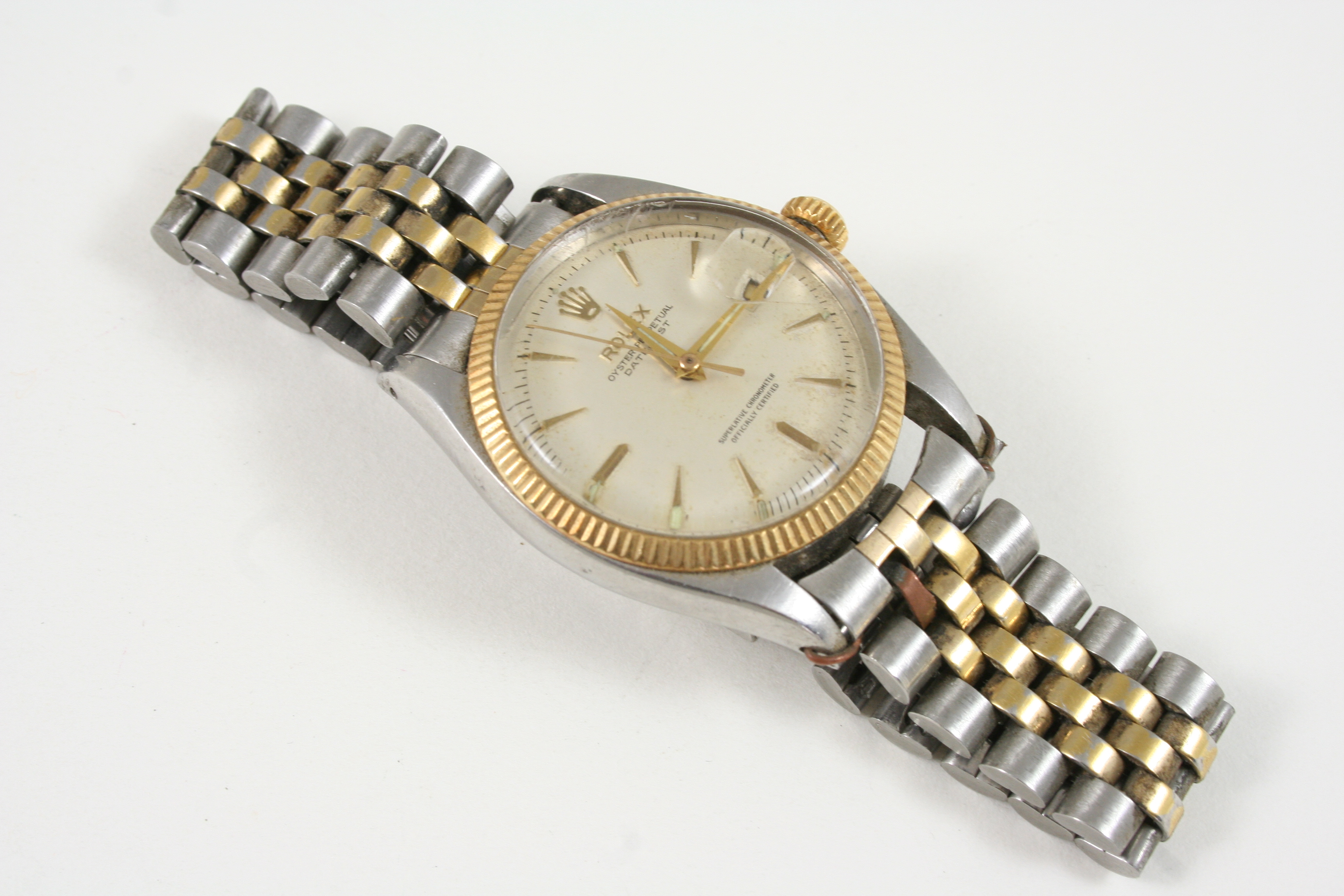 A GENTLEMAN'S STAINLESS STEEL AND GOLD OYSTER PERPETUAL DATEJUST WRISTWATCH BY ROLEX the signed