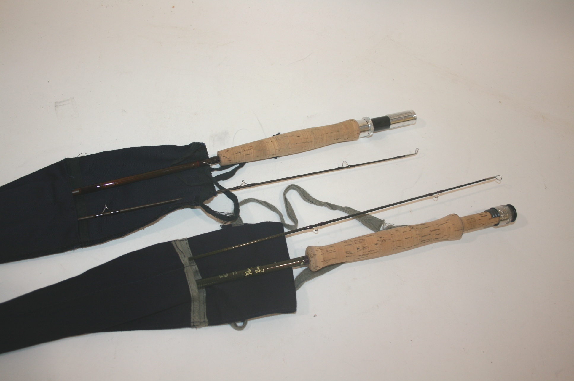 HARDY FISHING ROD a 2 piece modern graphite rod, 9 foot and in a Hardy bag. Also with a Leeda