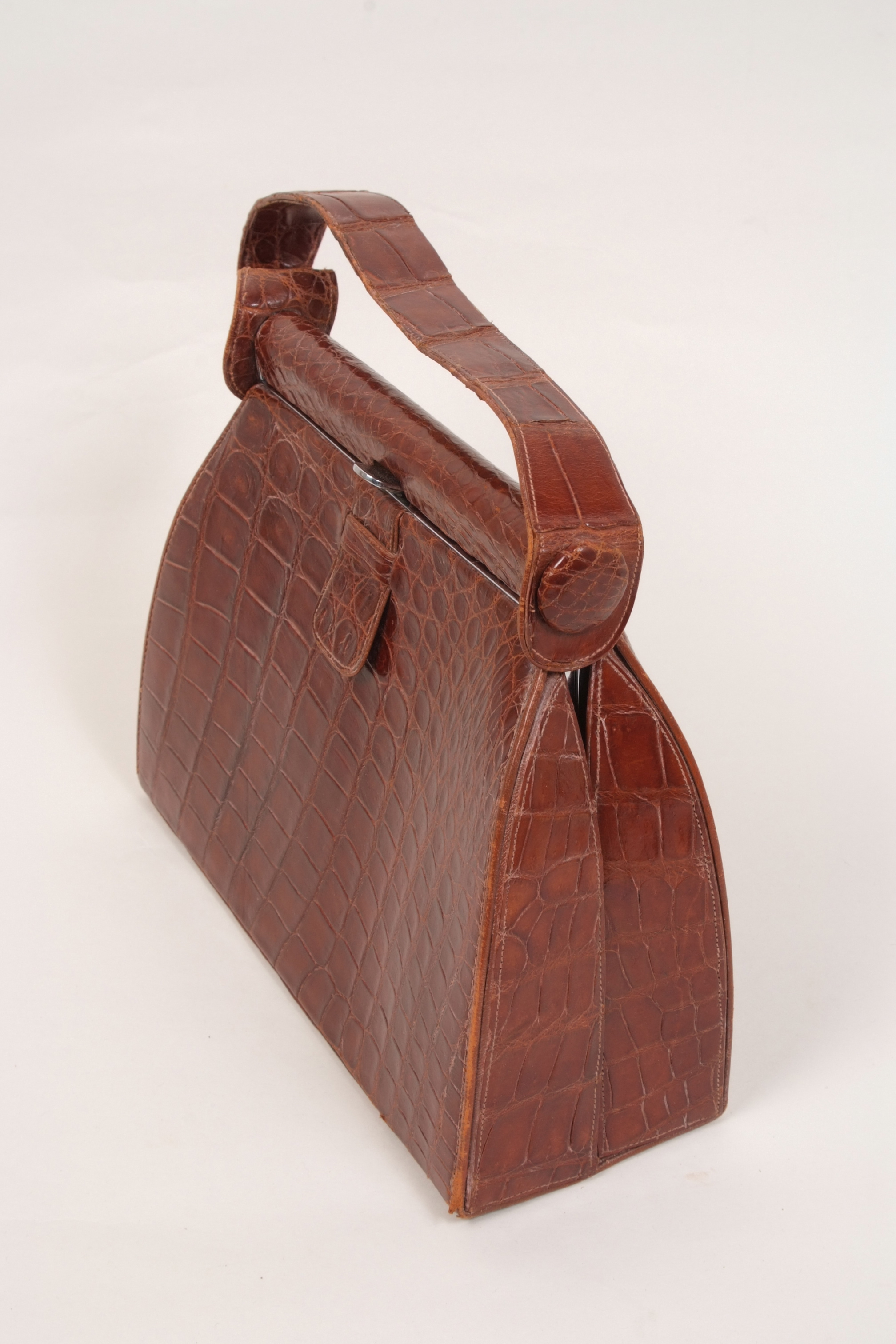 TWO VINTAGE CROCODILE HANDBAGS A 1950's lighter brown crocodile handbag with inner zipped pocket. - Image 3 of 5