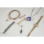 A QUANTITY OF JEWELLERY including a 9ct. gold and platinum stock pin in the form of a riding crop, a