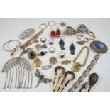 A QUANTITY OF JEWELLERY AND COSTUME JEWELLERY including a pair of 9ct. gold hoop earrings, a 9ct.