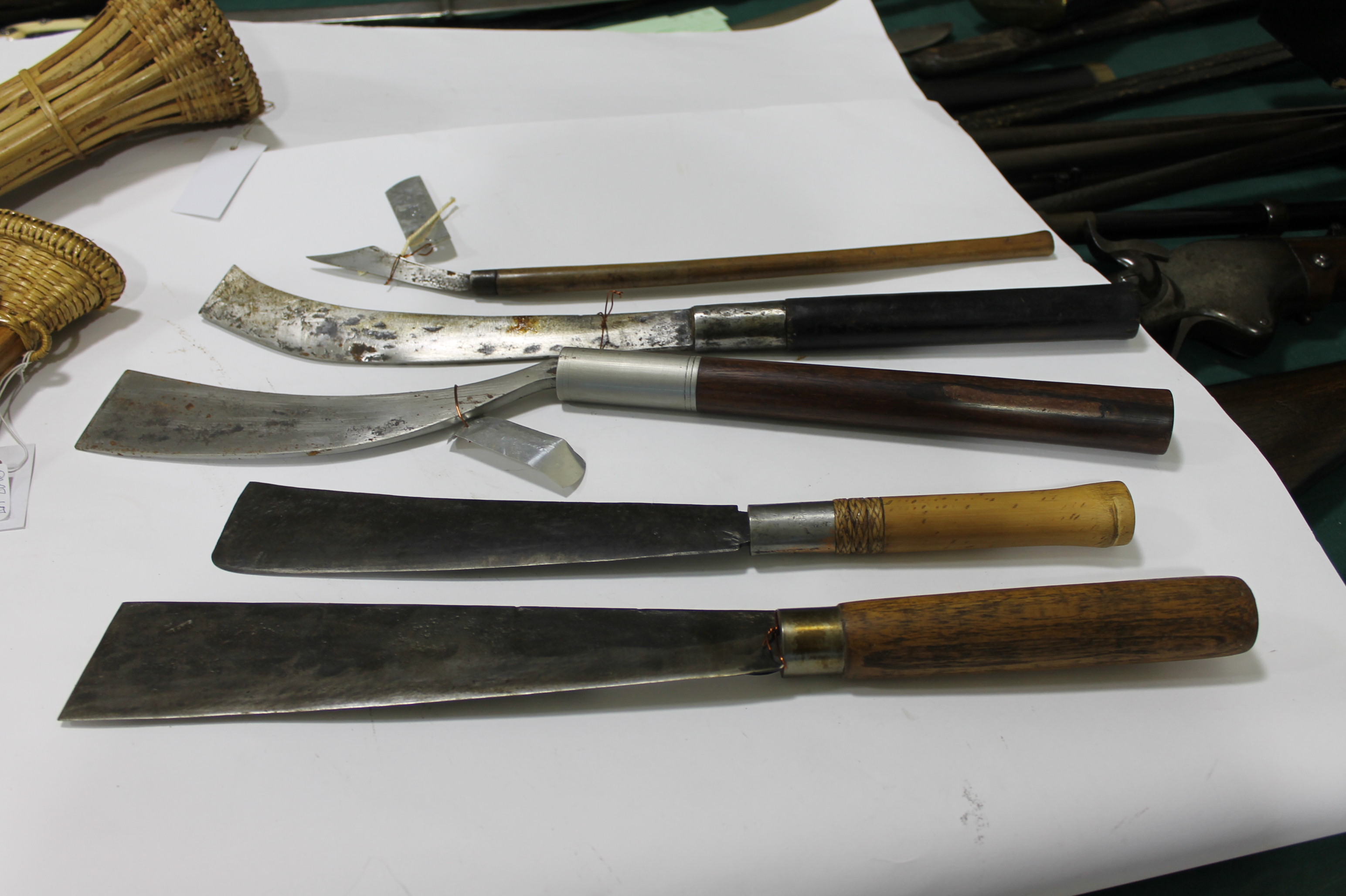 EASTERN KNIVES. Five Eastern knives including a Cambodian Machete style knife with a 10" blade, - Image 2 of 6