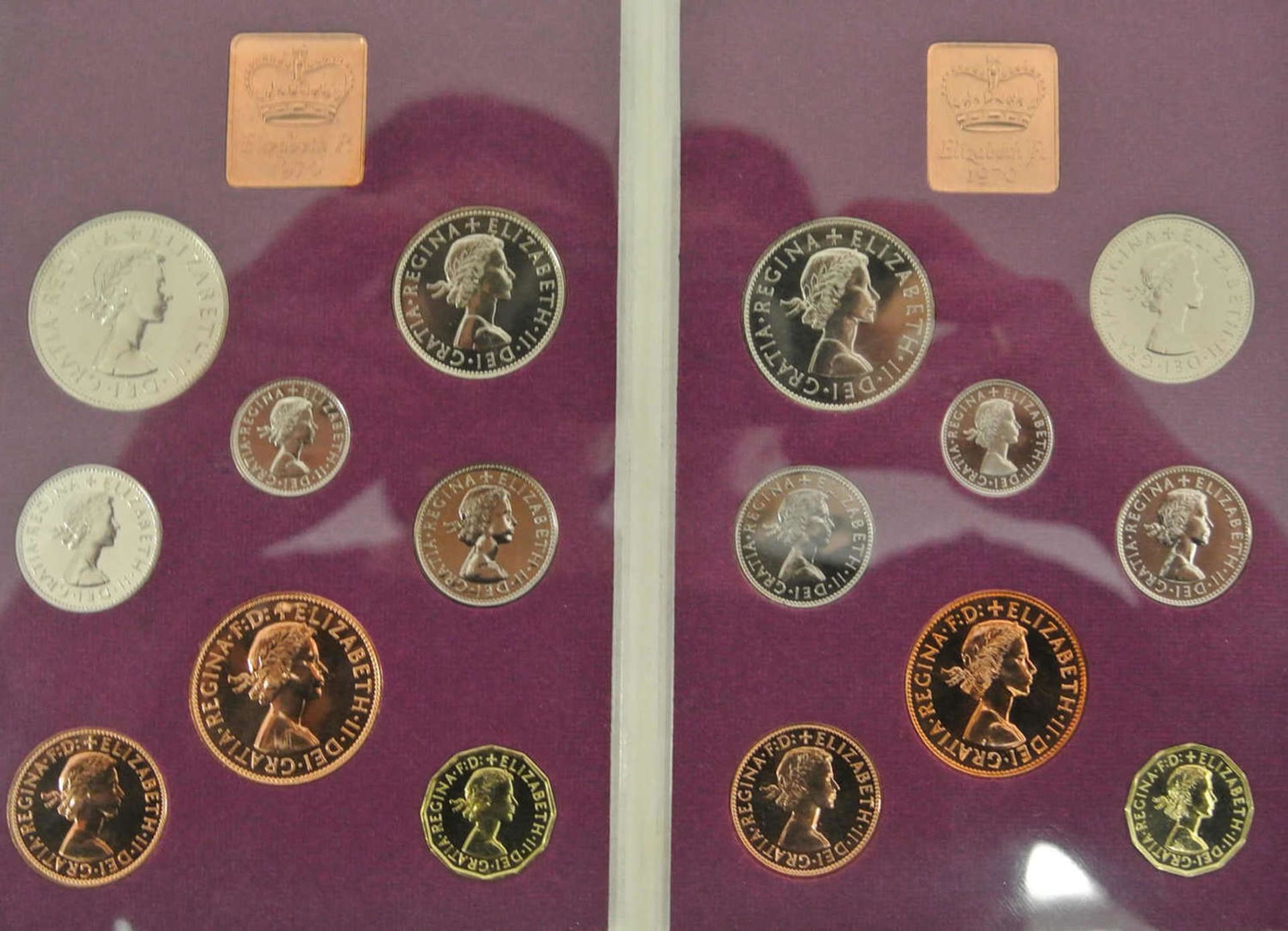 2 Münzsätze von Nordirland und England von 1970 im Original Blister 2 coin sets from Northern - Bild 2 aus 3