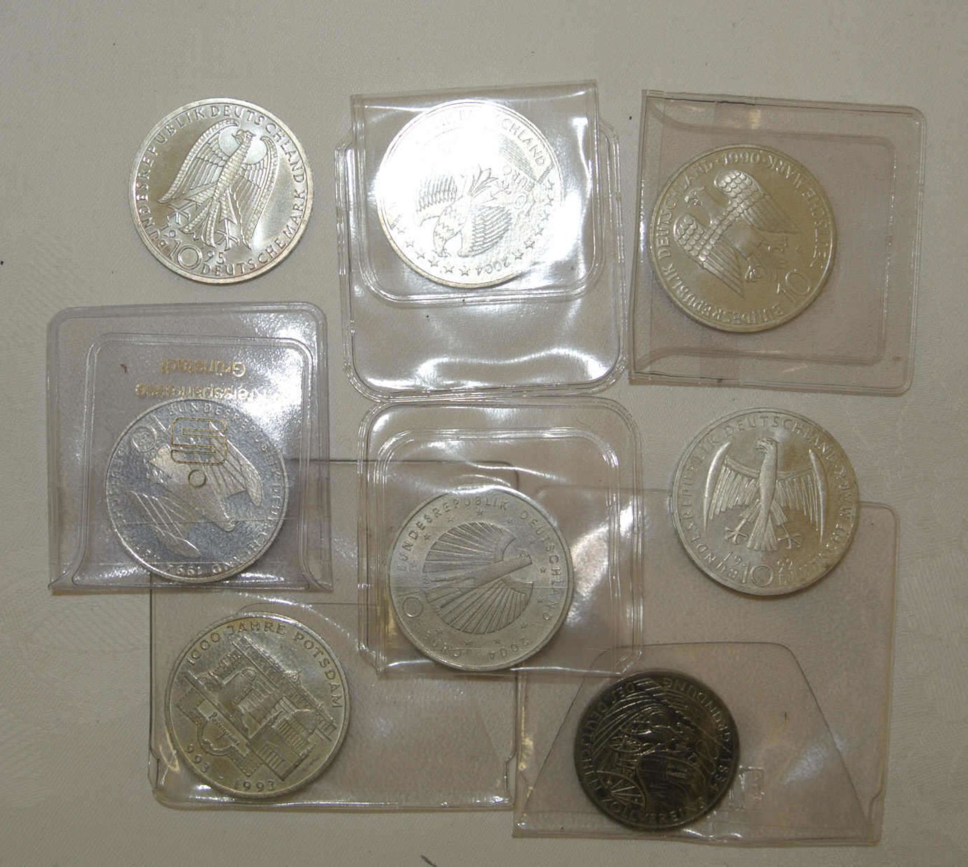 Lot BRD Münzen, dabei 6x 10 DM, 1x 10 Euro, sowie 1x 5 DM. Unterschiedliche Erhaltung. Lot BRD