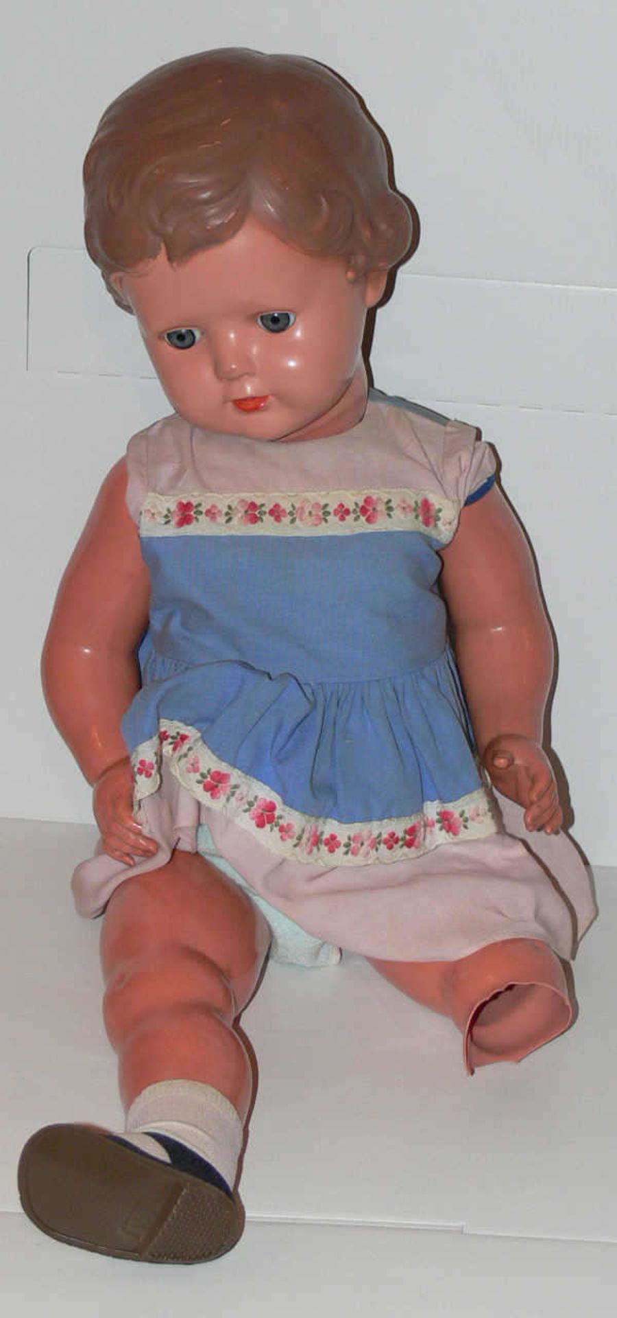 Lot Schildkröt - Puppen, bestehend aus Ursel 64, ein Bein defekt, alte Bärbel 45 mit Metallfeder, - Bild 2 aus 2