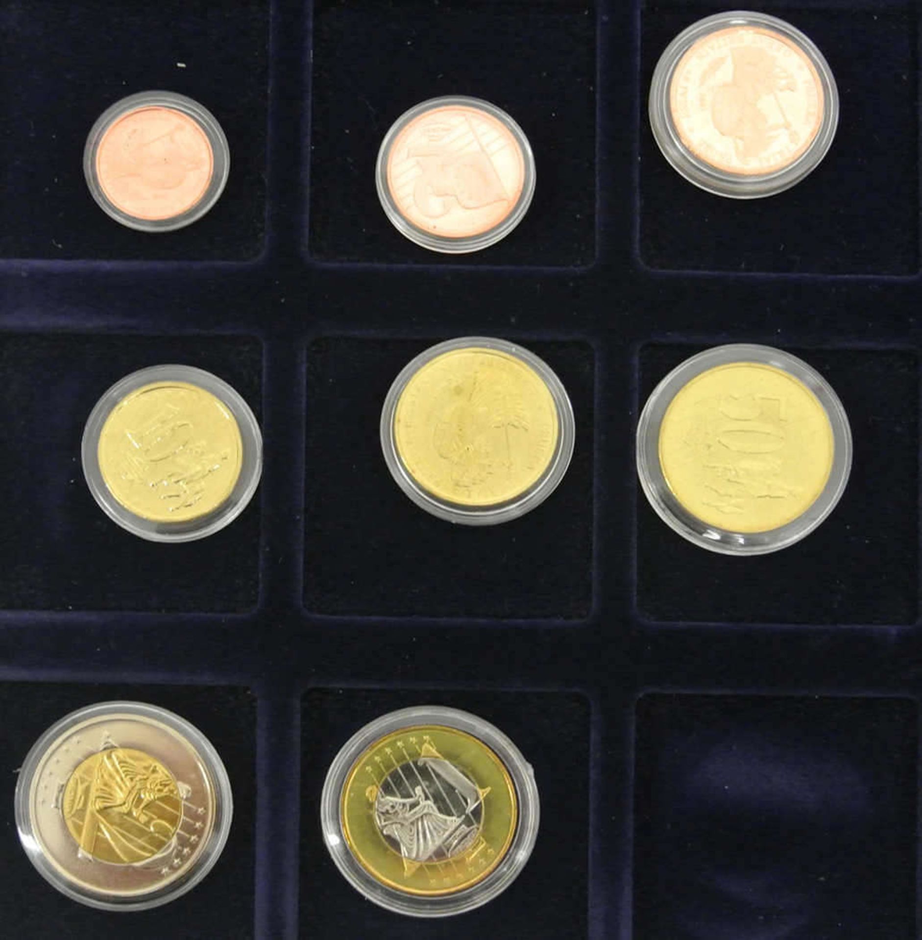 Specimen Großbritannien, Euro-Münzsatz 2003 in einer Holzbox Specimen Great Britain, Euro coin set - Bild 2 aus 2