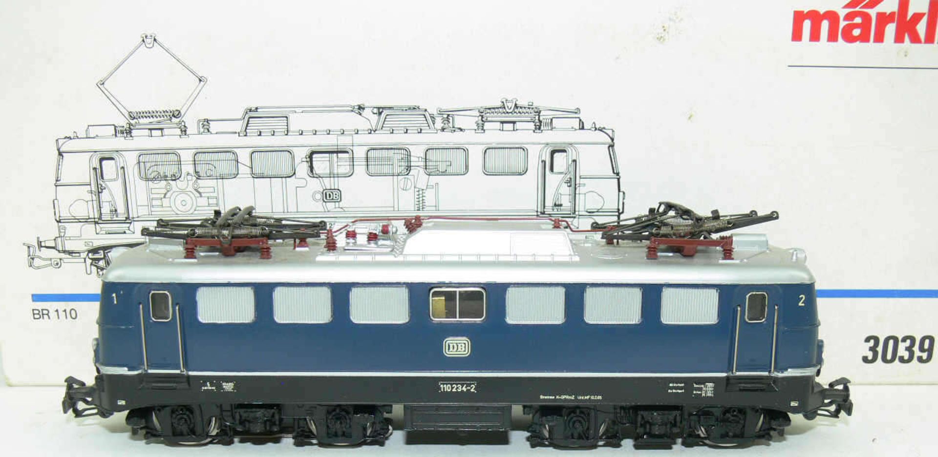 Märklin H0 3039, E - Lokomotive BR 110 der DB. BN 110 234-2. Guss. Blau. Minimale Laufspuren. In