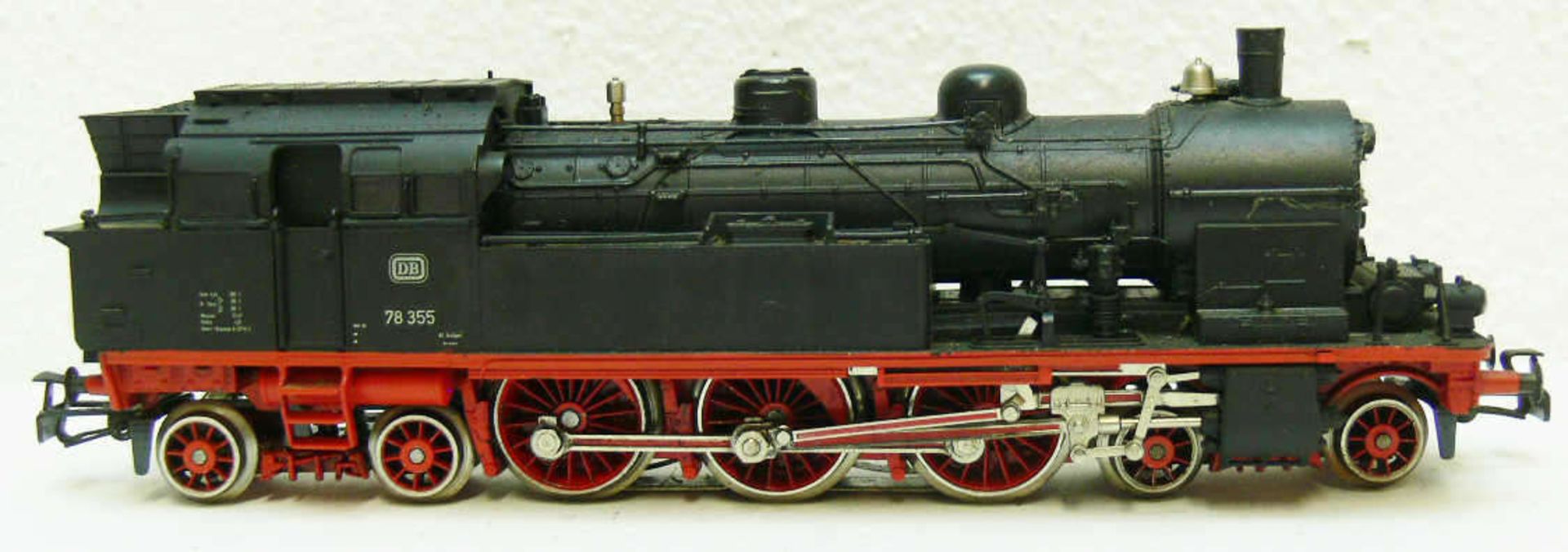 Märklin? Dampflokomotive BR 78. BN 78 355. Ohne OVP. Guter Zustand mit Laufspuren.