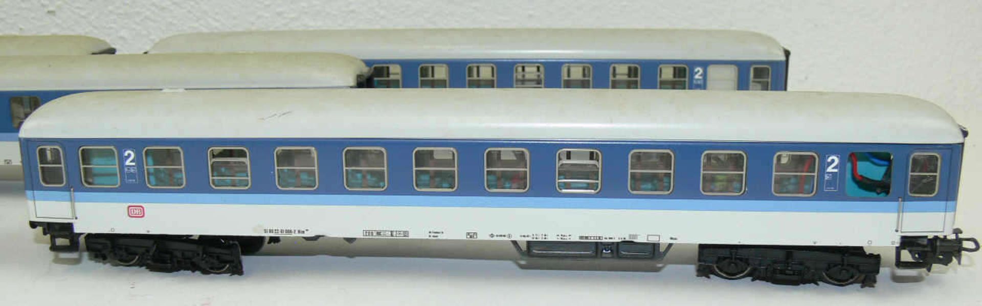 Märklin Konvolut fünf Personenwagen, Klasse 2. Blech. 518022-91006-2 Bim. Guter Zustand mit - Bild 2 aus 2