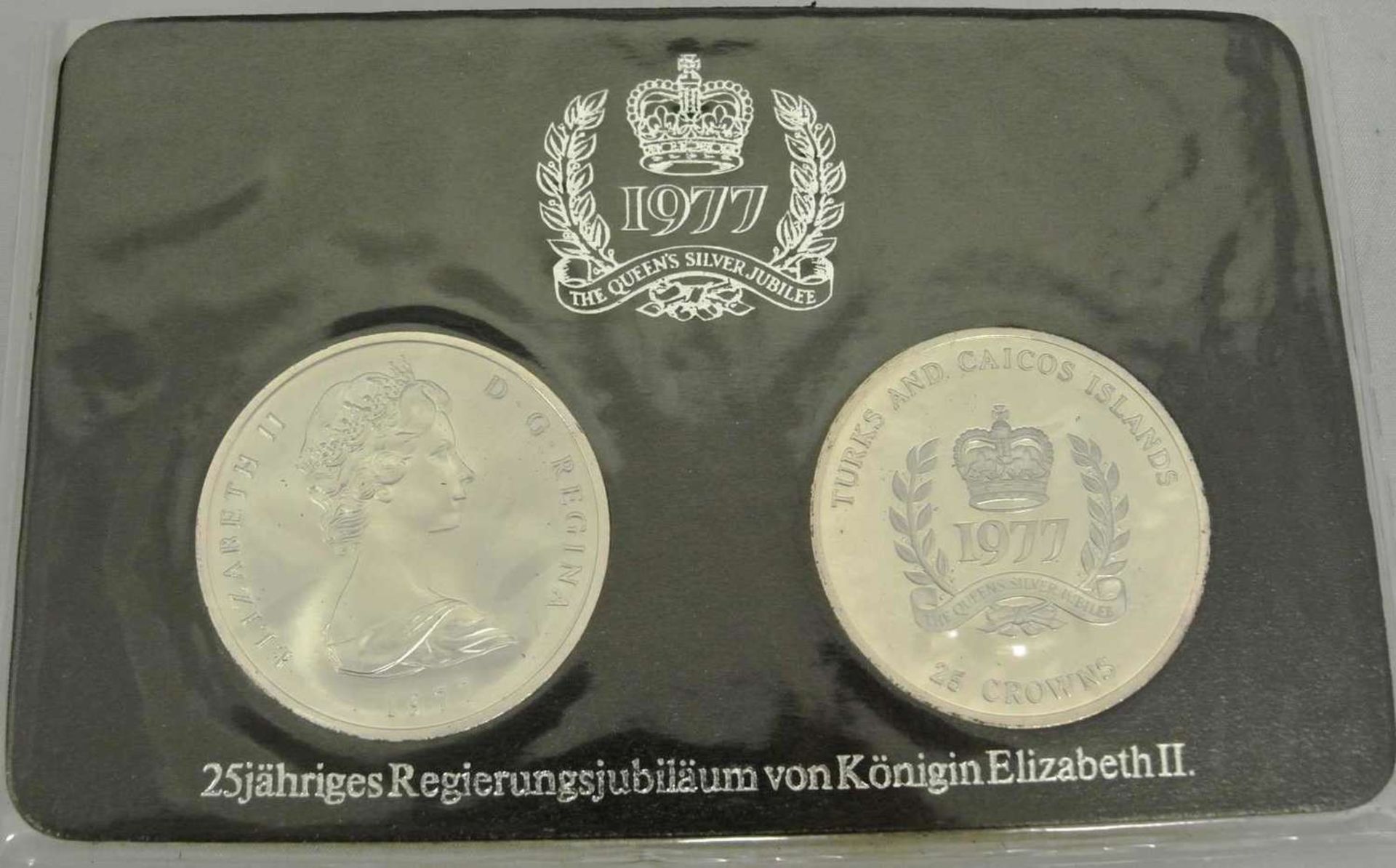 Turks- und Caicos Inseln 1977, 25jähriges Regierungsjubiläum von Königin Elisabeth II., 2x25 Kronen, - Bild 2 aus 3