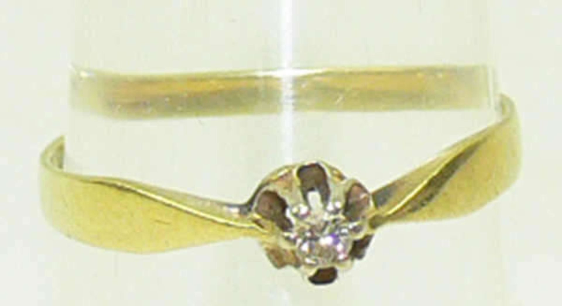 Damenring, 585er Gelbgold, besetzt mit 1 Diamanten, Ringgröße 49, Gewicht ca. 1,19 gr - Bild 2 aus 2