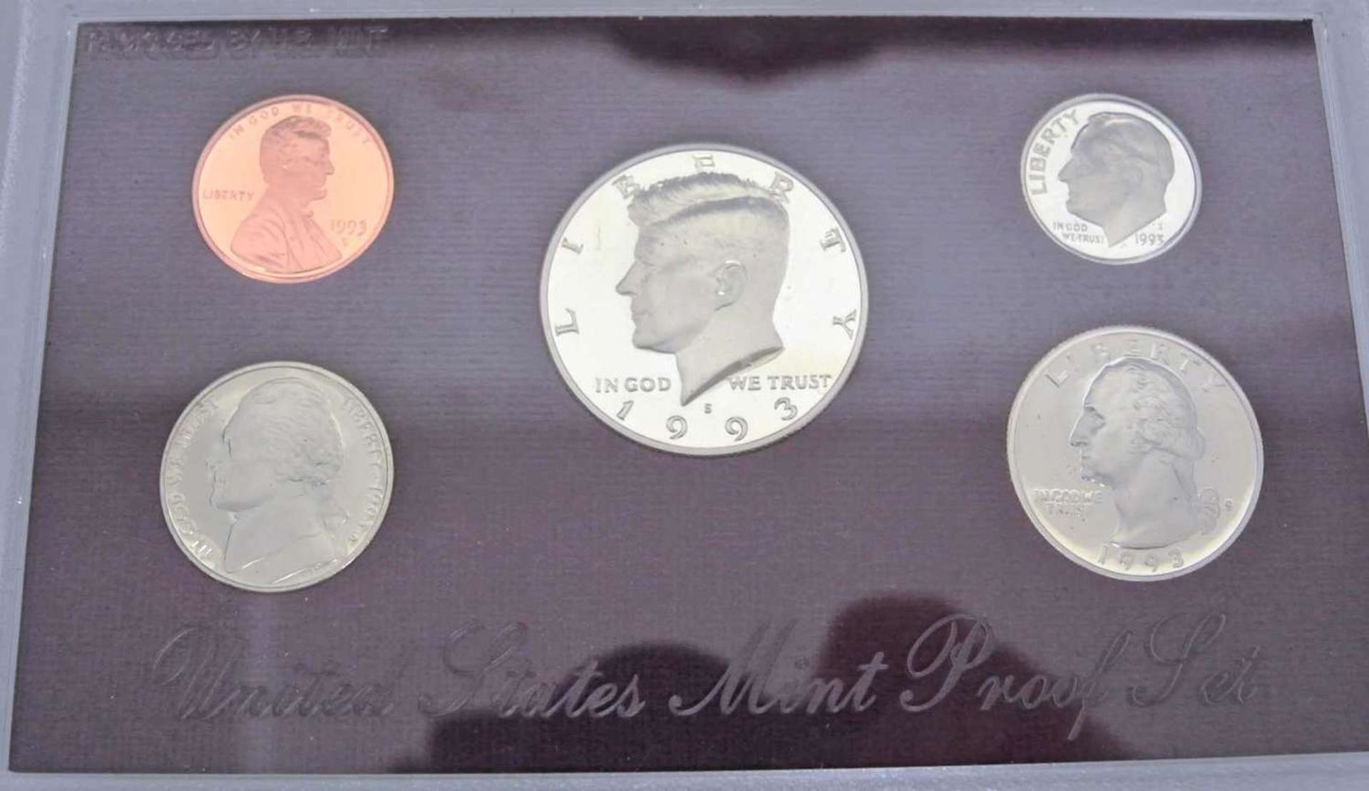 USA, 5 Kursmünzsätze, dabei Jahrgang 1992-1995, sowie 1 Proof Set von 1976 - Bild 3 aus 4