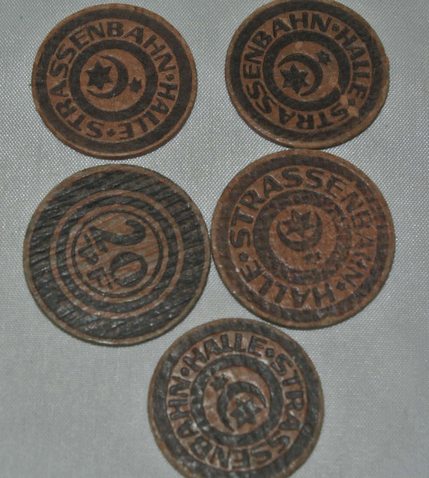 Straßenbahn Notgeld, Halle 0, 2x 20 Pfennig, 2x 10 Pfennig. Seltene Ausgabe aus Pappe. Katalog Nr.