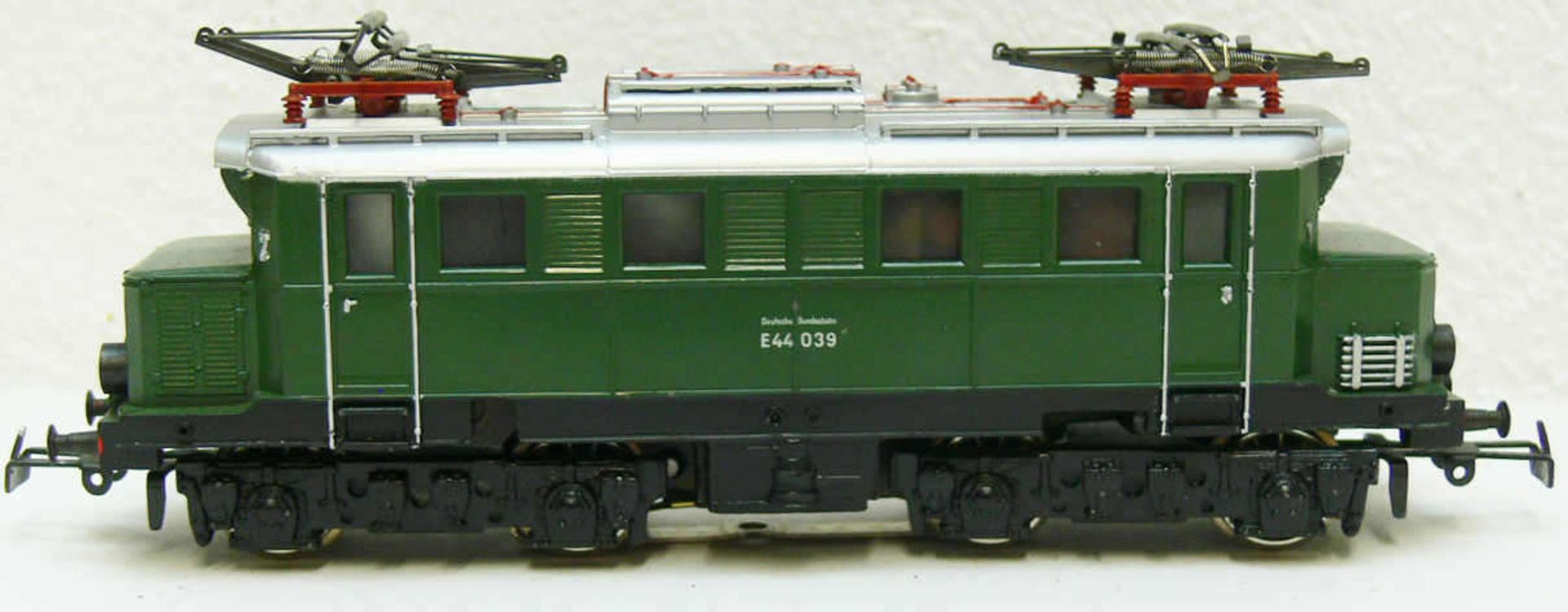 Märklin - Primex E - Lokomotive BR E 44 der deutschen Bundesbahn.BN E 44 039. Guß, grün. Ohne OVP.