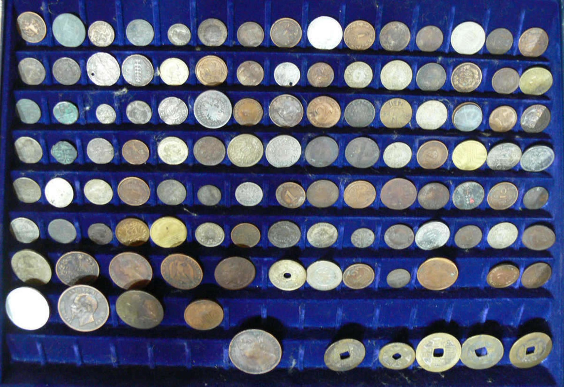 Großes Lot alte Münzen aus aller Welt aus dem 17. bis 19. Jahrhundert. Über 100 Stück. Darunter u.