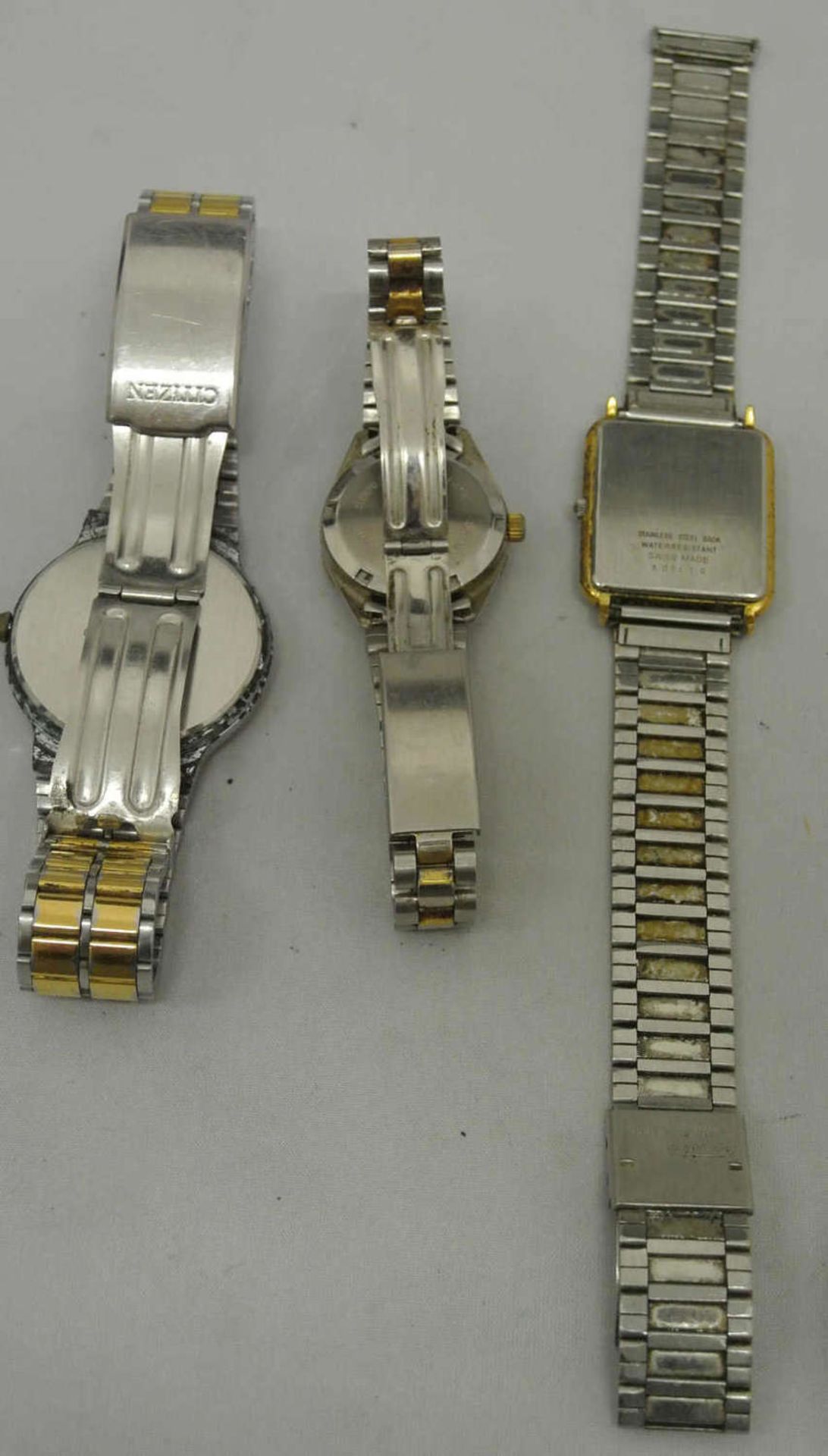 3 Armbanduhren Quartz, 1x Citizien, 1x M&M, sowie Piranha. Recht guter Zustand - Bild 2 aus 2