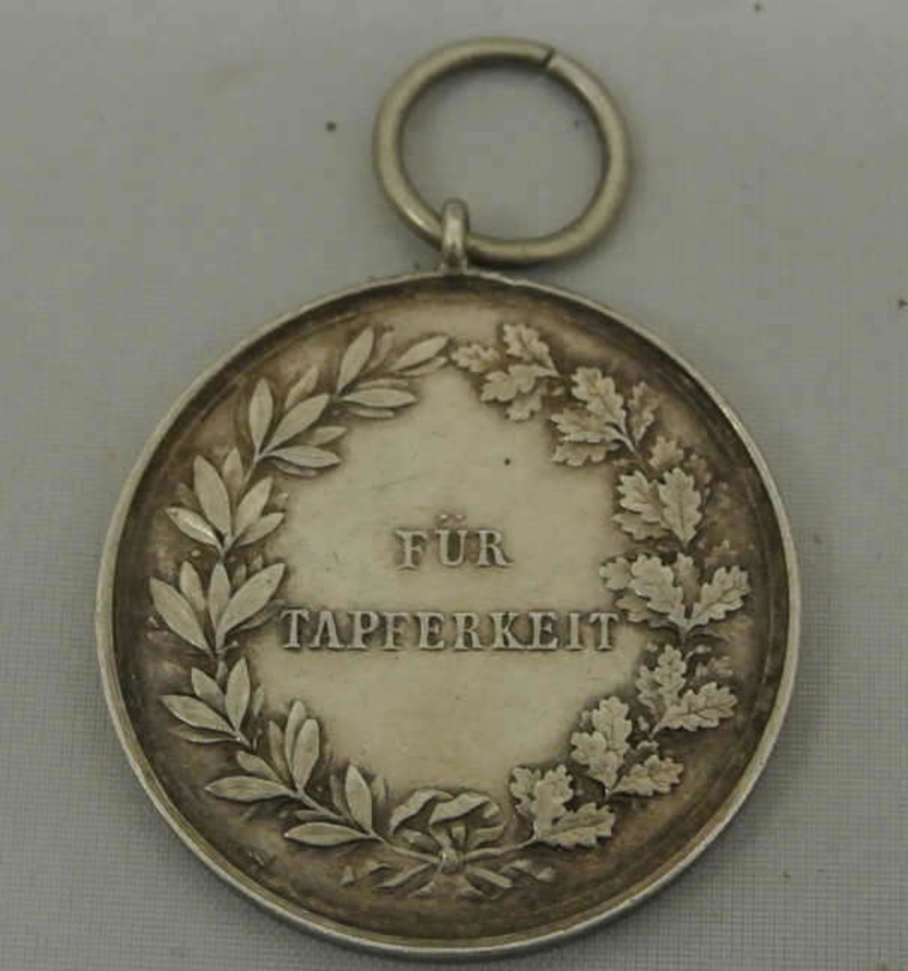 Hessen Tapferkeitsmedaille in Silber "Ernst-Ludwig Großherzog von Hessen (1892-1918) - Bild 2 aus 2