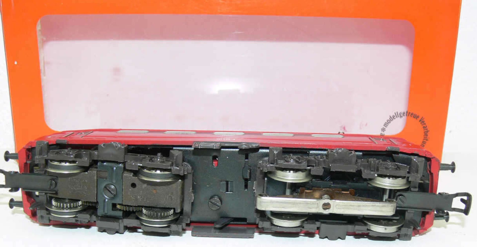 Märklin - Primex H0 3186, E - Lokomotive BR 141 der DB. BN 141 430-9. Guss, rot. Leichte Laufspuren. - Bild 2 aus 2