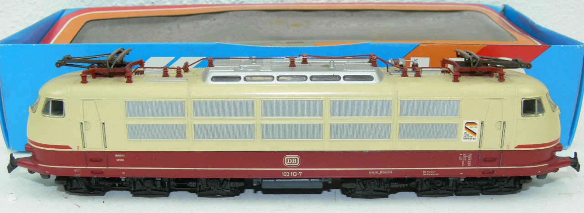 Märklin H0 3357, E - Lokomotive BR 103 der DB. BN 103 113-75. Leicht Laufspuren. In OVP (ohne