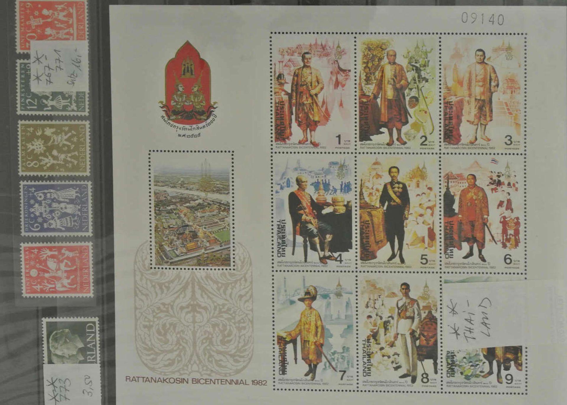 38 Blöcke und Markenheftchen Europa in Dublettenalbum 38 blocks and stamp booklet Europa in - Bild 3 aus 3